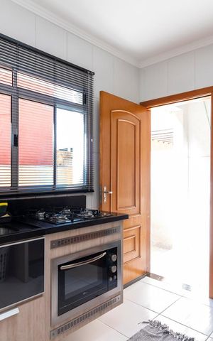 Casa de condomínio à venda com 98m², 3 quartos e 2 vagas Casa de condomínio à venda com 98m², 3 quartos e 2 vagasCozinha
