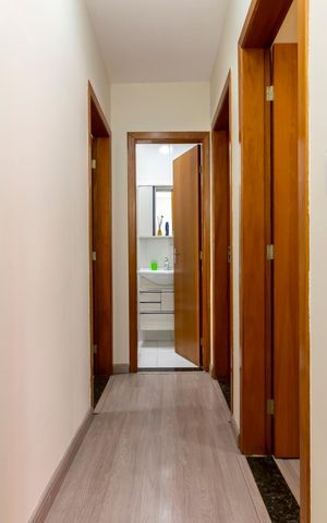 Casa de condomínio à venda com 98m², 3 quartos e 2 vagas Casa de condomínio à venda com 98m², 3 quartos e 2 vagasCorredor