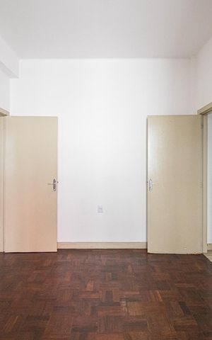 Apartamento para alugar com 100m², 3 quartos e sem vaga Apartamento para alugar com 100m², 3 quartos e sem vagaSala