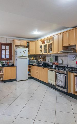 Apartamento à venda com 235m², 3 quartos e 2 vagasCozinha