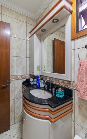 Apartamento à venda com 235m², 3 quartos e 2 vagasBanheiro Social