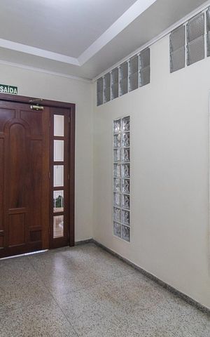 Apartamento à venda com 235m², 3 quartos e 2 vagasHall social