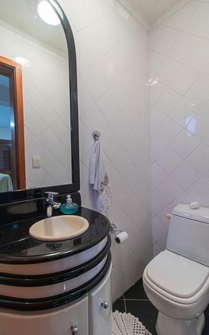 Apartamento à venda com 235m², 3 quartos e 2 vagasLavabo 1