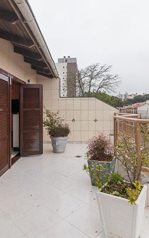 Apartamento à venda com 235m², 3 quartos e 2 vagasVaranda da Sala 2
