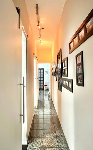Casa à venda com 190m², 3 quartos e 2 vagasCorredor