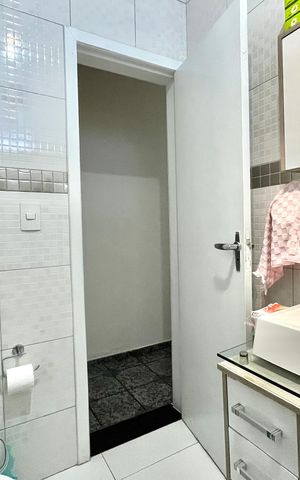 Casa à venda com 190m², 3 quartos e 2 vagasBanheiro da Suíte
