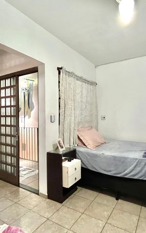 Casa à venda com 190m², 3 quartos e 2 vagasEdícula