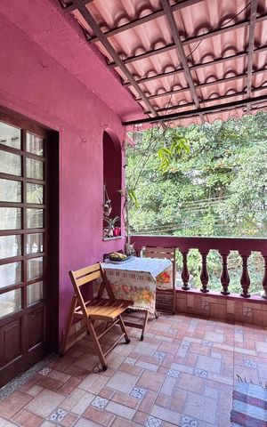Casa à venda com 215m², 4 quartos e 1 vagaVaranda