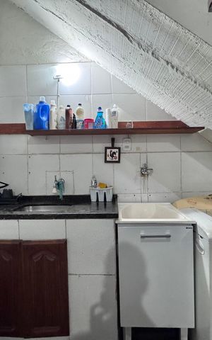 Casa à venda com 215m², 4 quartos e 1 vagaÁrea de Serviço