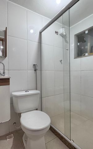 Casa à venda com 215m², 4 quartos e 1 vagaBanheiro Social
