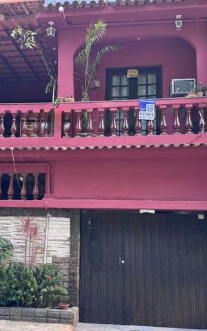 Casa à venda com 215m², 4 quartos e 1 vagaPlaquinha Quinto Andar