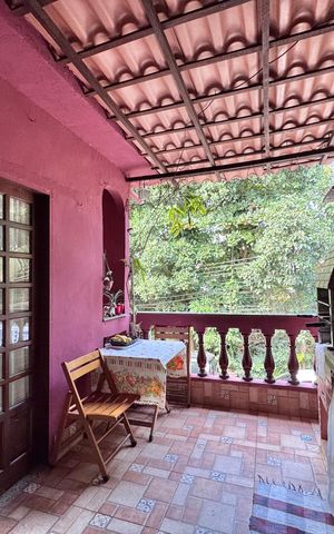 Casa à venda com 215m², 4 quartos e 1 vagaVaranda