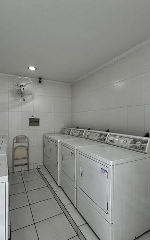 Apartamento à venda com 50m², 1 quarto e 1 vaga Apartamento à venda com 50m², 1 quarto e 1 vagaLavanderia