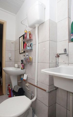 Apartamento à venda com 60m², 2 quartos e sem vagaBanheiro Social