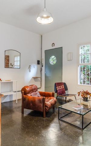 Casa à venda com 130m², 2 quartos e sem vagaSala