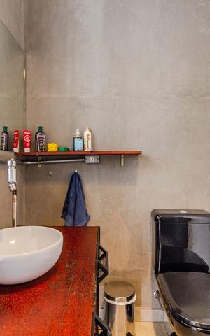 Casa à venda com 130m², 2 quartos e sem vagaBanheiro