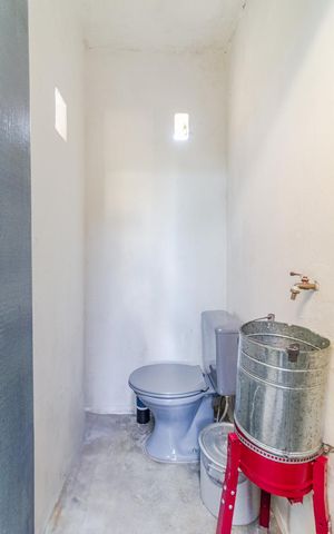 Casa à venda com 130m², 2 quartos e sem vagaBanheiro de Serviço