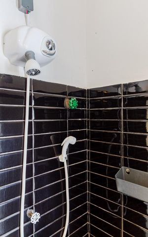 Casa à venda com 130m², 2 quartos e sem vagaBanheiro