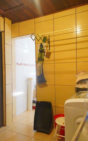 Casa à venda com 150m², 3 quartos e 1 vagaÁrea de Serviço