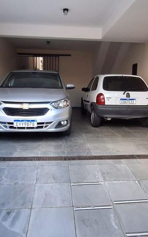 Casa à venda com 282m², 4 quartos e 3 vagas Casa à venda com 282m², 4 quartos e 3 vagasGaragem