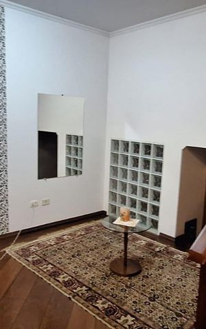 Casa à venda com 282m², 4 quartos e 3 vagas Casa à venda com 282m², 4 quartos e 3 vagasSala de Estar