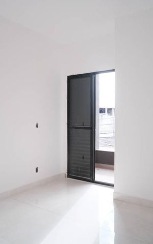 Casa à venda com 79m², 2 quartos e 2 vagasSuíte 1