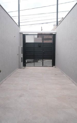 Casa à venda com 79m², 2 quartos e 2 vagasGaragem
