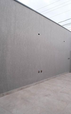 Casa à venda com 79m², 2 quartos e 2 vagasGaragem