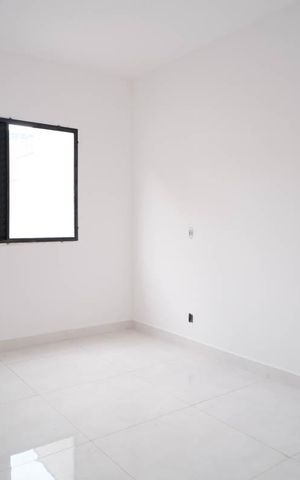 Casa à venda com 79m², 2 quartos e 2 vagasSuíte 2