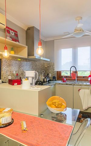 Casa de condomínio à venda com 382m², 3 quartos e 2 vagasCozinha