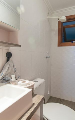 Casa de condomínio à venda com 382m², 3 quartos e 2 vagasBanheiro Social 3