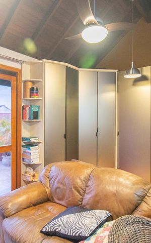 Casa de condomínio à venda com 382m², 3 quartos e 2 vagasSala 2