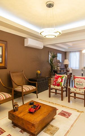 Casa de condomínio à venda com 382m², 3 quartos e 2 vagasSala