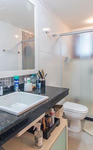 Casa de condomínio à venda com 382m², 3 quartos e 2 vagasBanheiro da Suíte