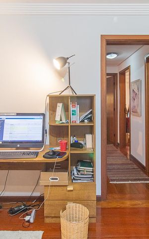 Casa de condomínio à venda com 382m², 3 quartos e 2 vagasQuarto 1
