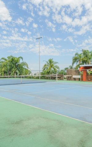 Casa de condomínio à venda com 382m², 3 quartos e 2 vagas Casa de condomínio à venda com 382m², 3 quartos e 2 vagasÁrea comum