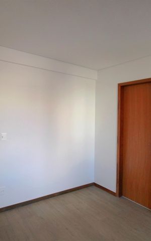 Apartamento à venda com 135m², 4 quartos e 3 vagasQuarto 2