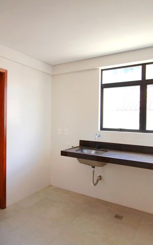 Apartamento à venda com 135m², 4 quartos e 3 vagasCozinha