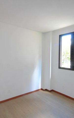 Apartamento à venda com 135m², 4 quartos e 3 vagasQuarto 4