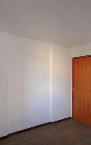 Apartamento à venda com 135m², 4 quartos e 3 vagasQuarto 2