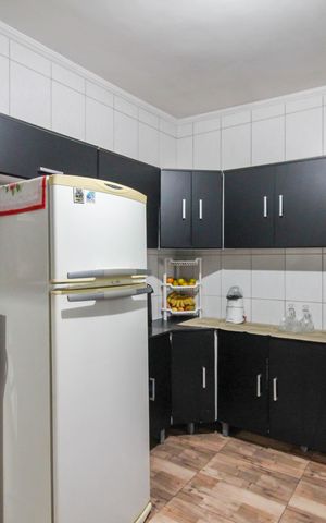 Casa à venda com 320m², 3 quartos e 2 vagas Casa à venda com 320m², 3 quartos e 2 vagasCozinha