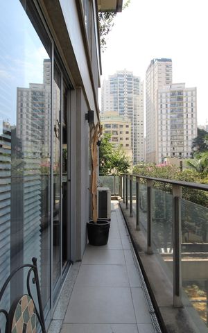 Apartamento à venda com 109m², 1 quarto e 2 vagasVaranda