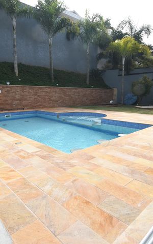Casa de condomínio à venda com 402m², 4 quartos e 4 vagasPiscina