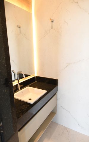 Casa de condomínio à venda com 402m², 4 quartos e 4 vagasLavabo 1