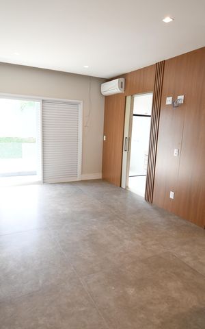 Casa de condomínio à venda com 402m², 4 quartos e 4 vagasQuarto 2 - Suíte