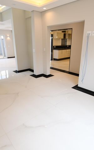 Casa de condomínio à venda com 402m², 4 quartos e 4 vagasSala 2