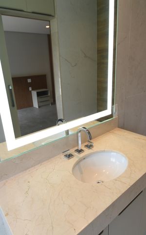 Casa de condomínio à venda com 402m², 4 quartos e 4 vagasBanheiro Quarto 2 - Suíte