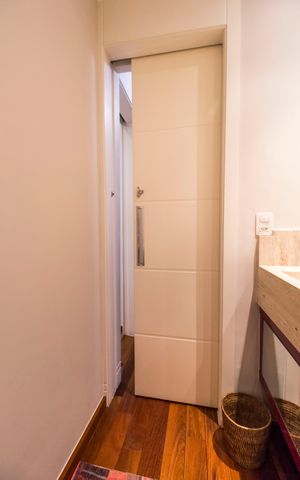 Apartamento para alugar com 243m², 3 quartos e 3 vagas Apartamento para alugar com 243m², 3 quartos e 3 vagasLavabo