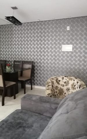 Casa à venda com 664m², 10 quartos e 6 vagas Casa à venda com 664m², 10 quartos e 6 vagasSala