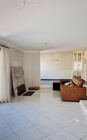 Apartamento à venda com 184m², 4 quartos e 3 vagas